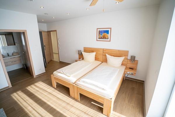 Hotel Boardinghouse Schellenberg Donauwörth Esterno foto