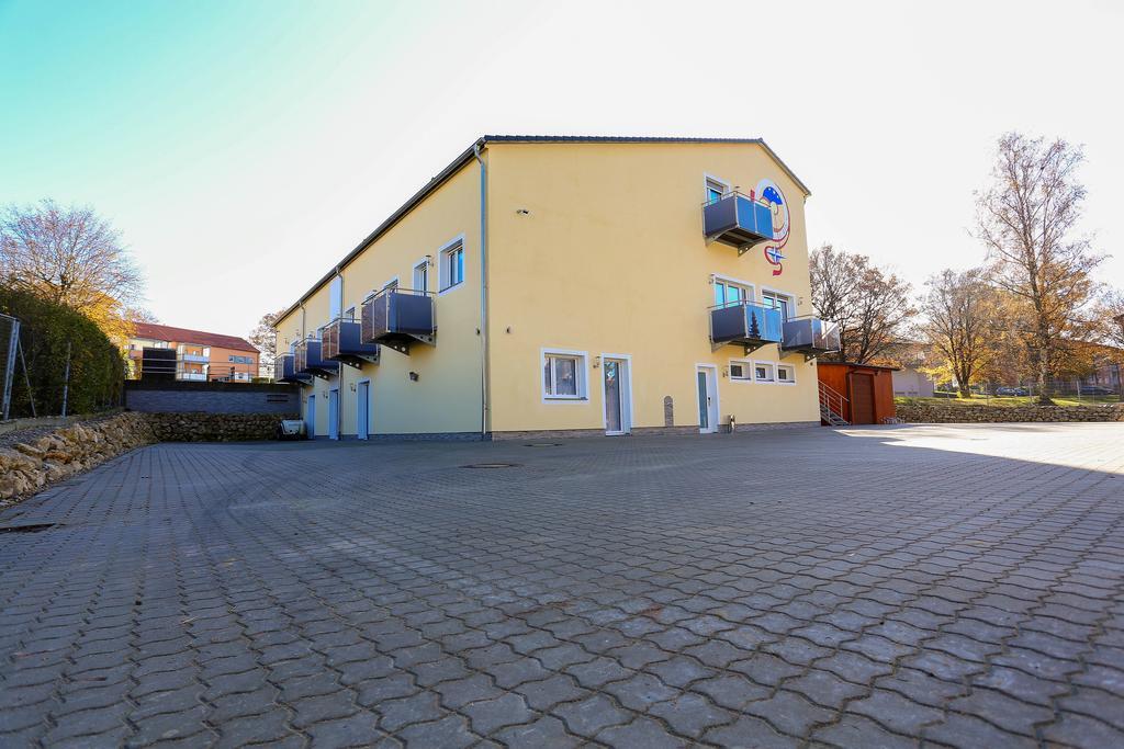 Hotel Boardinghouse Schellenberg Donauwörth Esterno foto